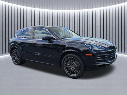 Used 2019 Porsche Cayenne S image 3