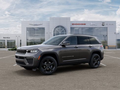 New 2026 Jeep Grand Cherokee Limited w/ Limited Altitude Package AWD/4WD image 28