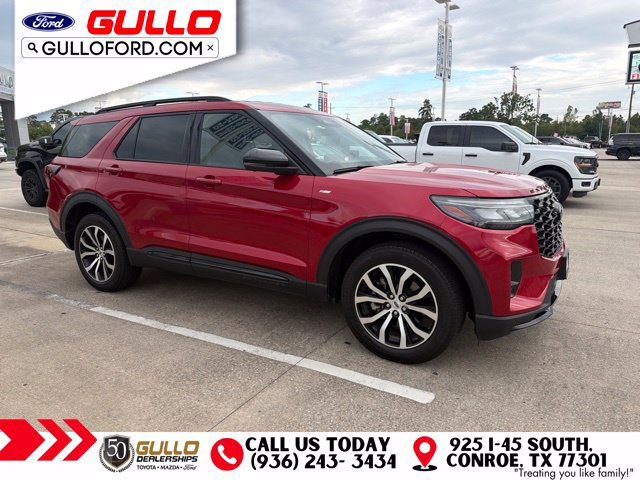 Used 2025 Ford Explorer ST-Line AWD/4WD image 2