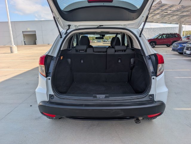 Used 2021 Honda HR-V EX image 29