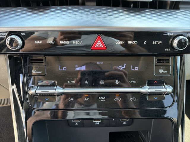 Used 2024 Kia Carnival SX Prestige FWD image 21