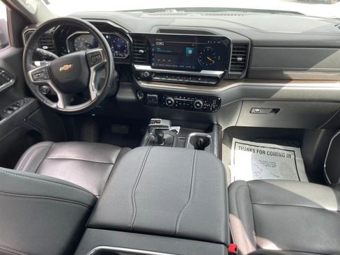 Used 2023 Chevrolet Silverado 1500 LT w/ Leather Package AWD/4WD image 33