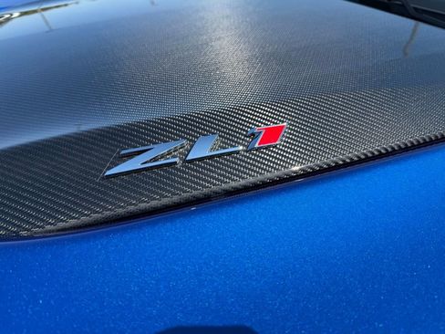 Used 2017 Chevrolet Camaro ZL1 image 10