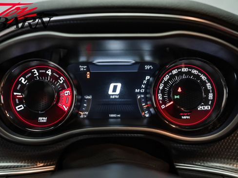 Used 2017 Dodge Challenger SRT Hellcat image 35