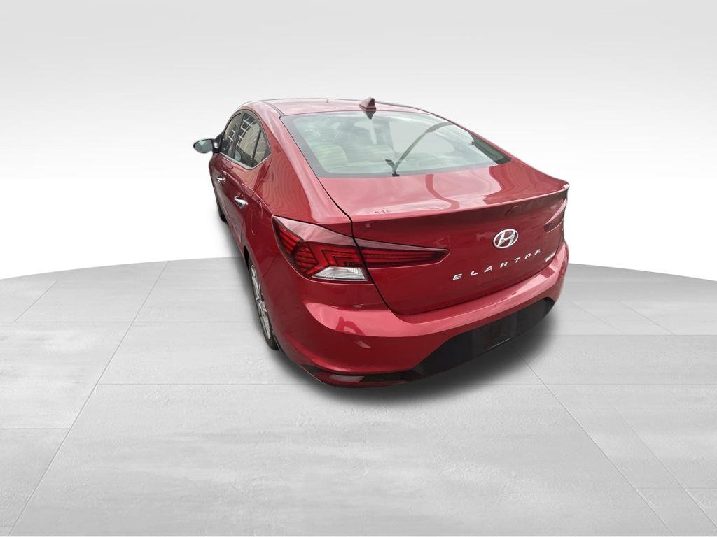Used 2019 Hyundai Elantra Limited w/ Ultimate Package 02 FWD image 10