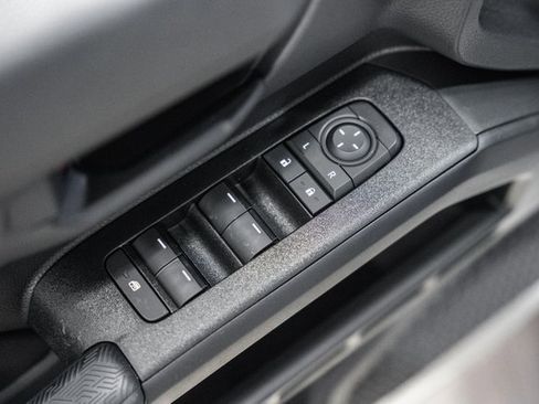 New 2026 Toyota 4Runner SR5 image 37