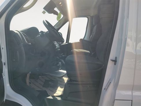 New 2025 RAM ProMaster 3500 w/ Quick Order Package 22G SLT image 9