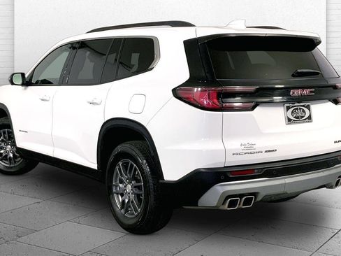 Used 2025 GMC Acadia Elevation AWD/4WD image 11