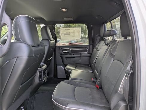 New 2026 RAM 2500 Laramie AWD/4WD image 13