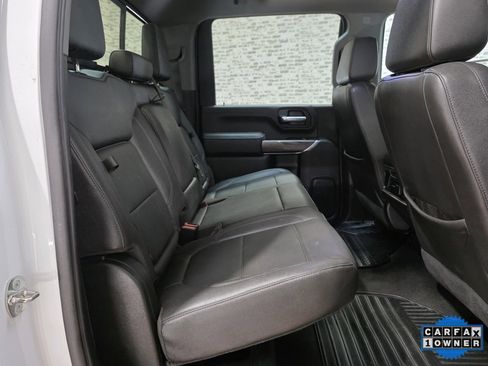 Used 2022 Chevrolet Silverado 2500 LTZ w/ LTZ Convenience Package image 17