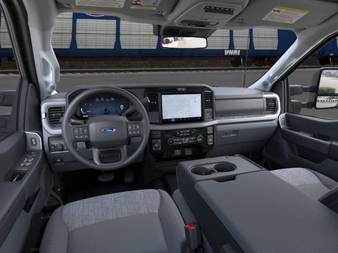 New 2026 Ford F350 XLT w/ XLT Premium Package AWD/4WD image 9