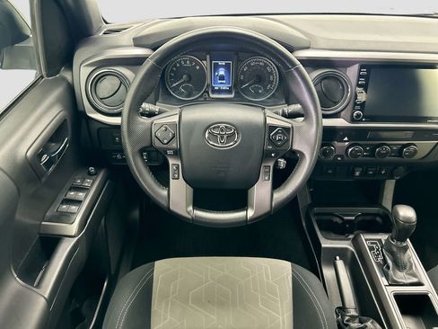 Used 2023 Toyota Tacoma TRD Off-Road AWD/4WD image 10