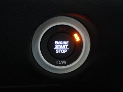 New 2026 Chrysler Pacifica Select image 33