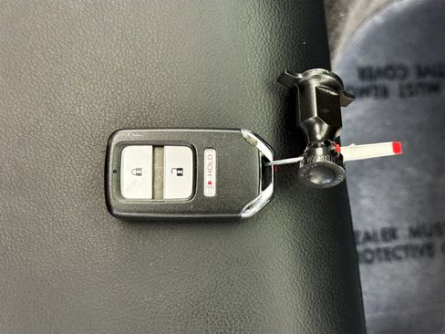 Used 2017 Honda Fit EX-L image 37