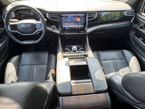 Used 2025 Jeep Grand Wagoneer 4WD image 29