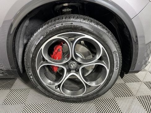 Used 2025 Alfa Romeo Stelvio Sprint w/ Veloce Package image 9