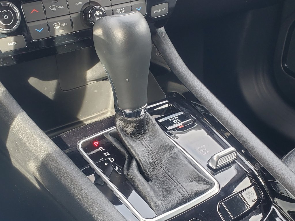 Used 2023 Jeep Compass Limited AWD/4WD image 18