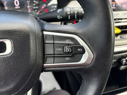 Used 2022 Jeep Compass Latitude image 13