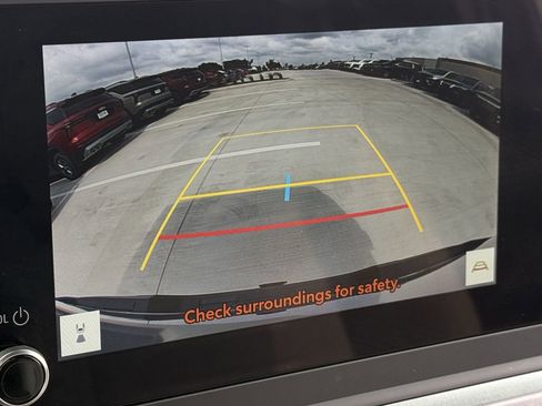 Used 2025 Toyota Tacoma TRD Sport image 16