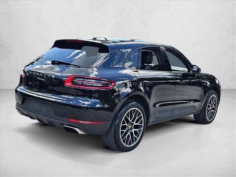 Used 2017 Porsche Macan AWD/4WD image 5