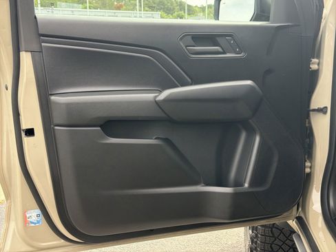 Used 2024 Chevrolet Colorado Trail Boss w/ Advanced Trailering Package image 14