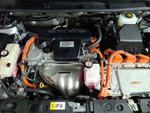 Used 2017 Toyota RAV4 Limited image 29