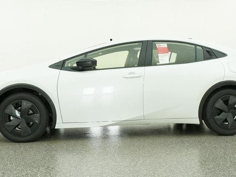 New 2026 Toyota Prius LE image 19