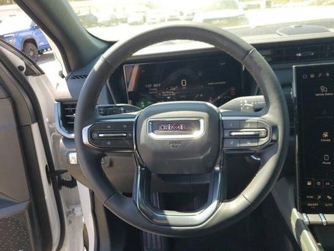 New 2026 GMC Terrain AT4 w/ Technology Package II AWD/4WD image 22