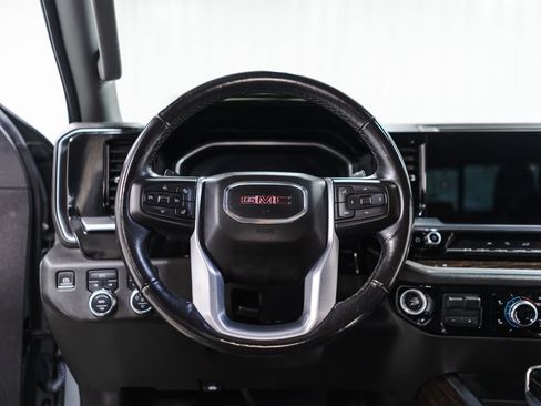 Used 2023 GMC Sierra 1500 Elevation w/ Preferred Package image 10