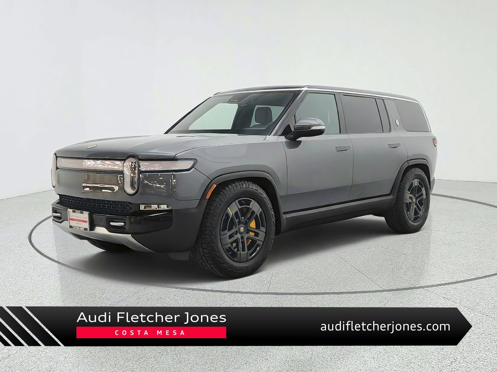 Used 2023 Rivian R1S Launch Edition Quad AWD/4WD image 1