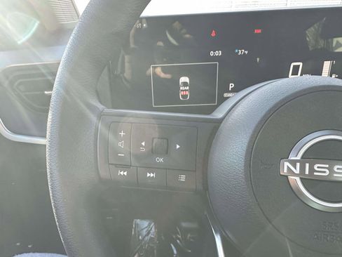 Used 2025 Nissan Kicks S image 29