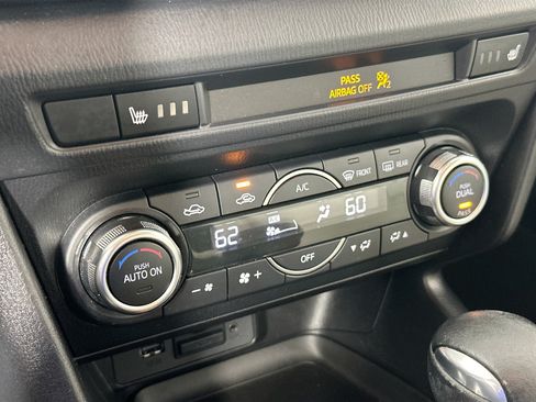 Used 2018 MAZDA MAZDA3 Grand Touring FWD image 15
