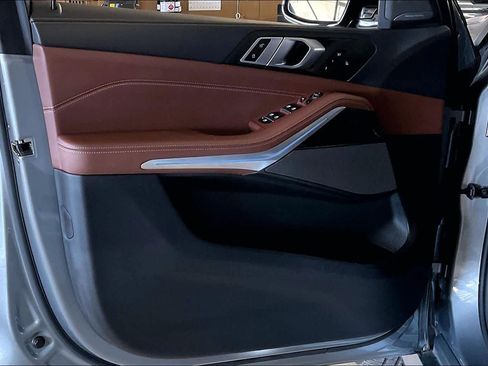 Used 2025 BMW X5 xDrive40i image 21