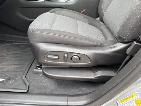 Used 2023 Chevrolet Traverse LT w/ LPO, Floor Liner Package AWD/4WD image 13