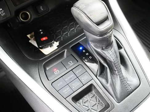 Certified 2022 Toyota RAV4 XLE AWD/4WD image 20
