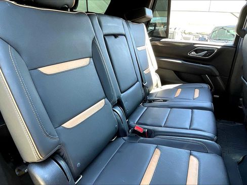 Used 2021 GMC Yukon AT4 image 18