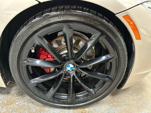 Used 2009 BMW Z4 sDrive35i image 19