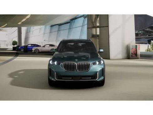 Used 2026 BMW X5 sDrive40i w/ Premium Package RWD image 5
