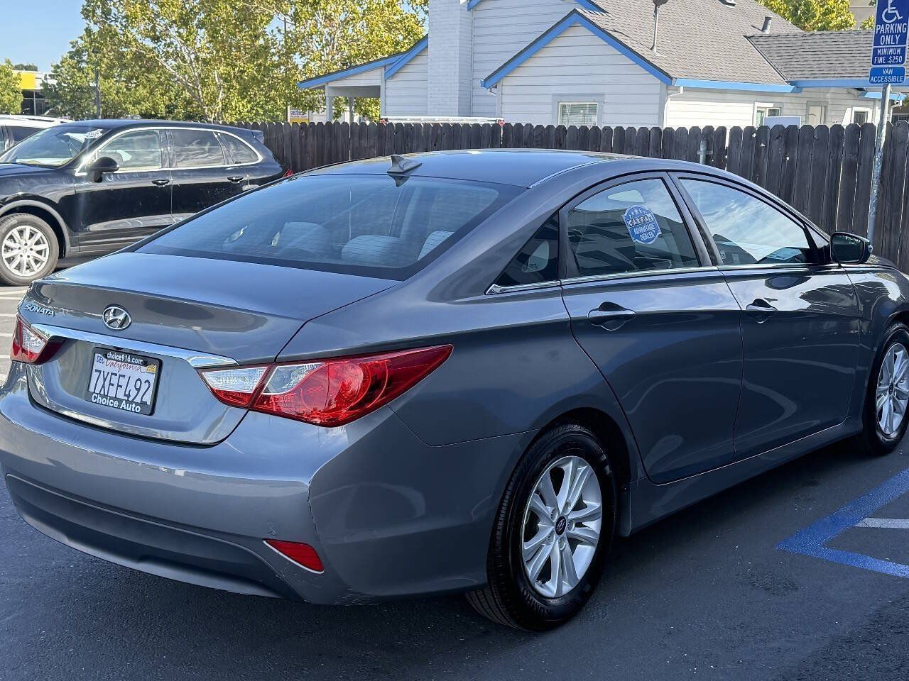 Used 2014 Hyundai Sonata GLS w/ Popular Equipment Group 2 FWD image 4