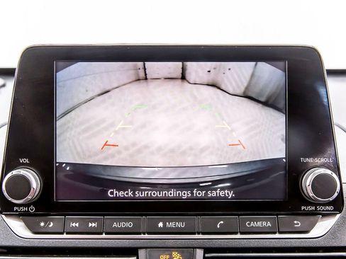 Used 2021 Nissan Altima 2.5 SV FWD image 15