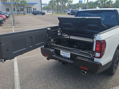 Used 2026 Honda Ridgeline Black Edition image 21