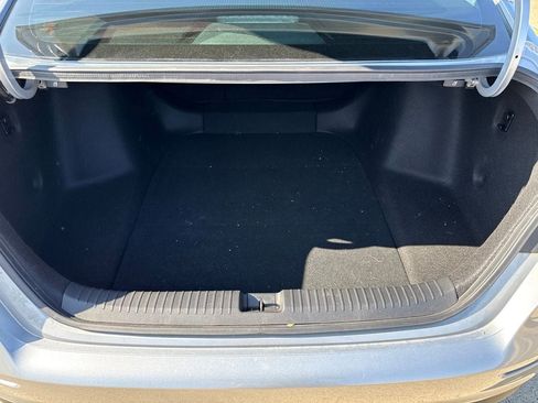 Used 2023 Honda Accord EX image 10