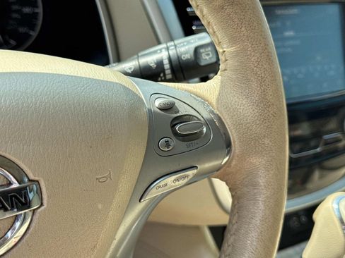 Used 2018 Nissan Murano Platinum w/ Cargo Package FWD image 34