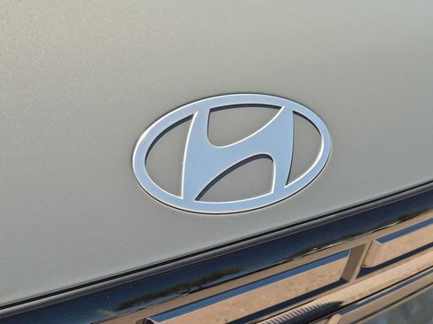 Certified 2025 Hyundai Santa Fe Limited FWD image 11