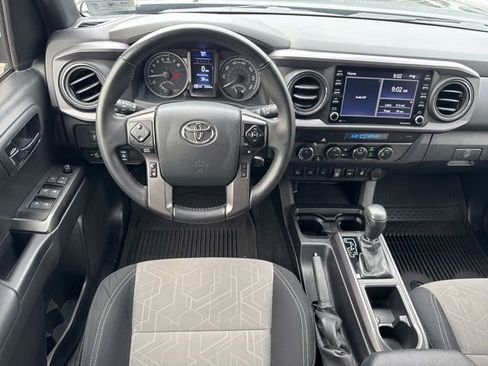 Used 2023 Toyota Tacoma TRD Sport w/ Technology Package AWD/4WD image 5