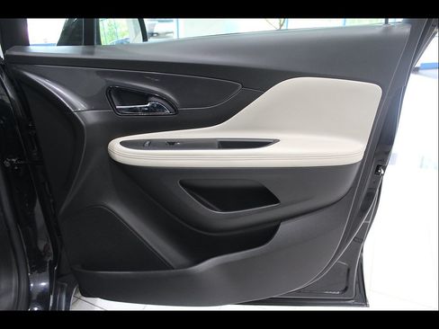 Used 2019 Buick Encore Preferred FWD image 25