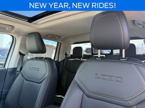 New 2025 Ford Maverick Lobo AWD/4WD image 16