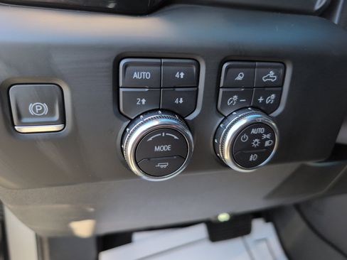 Used 2023 GMC Sierra 1500 Denali w/ Denali Reserve Package image 23
