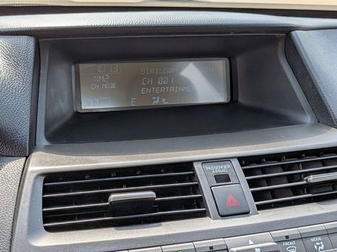 Used 2011 Honda Accord EX-L image 16