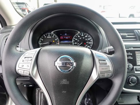 Used 2017 Nissan Altima 2.5 S w/ Power Driver Seat Package image 12